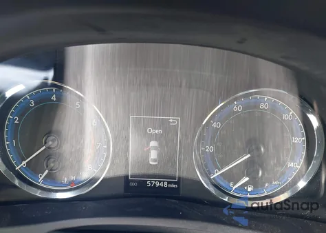 2018 Toyota Corolla Xse z USA, uszkodzony, nr VIN 5YFBURHE0JP819793